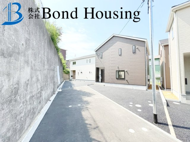広々と南向きバルコニー　西区玉津町高津橋　2号棟　新築戸建の前面道路含む現地写真