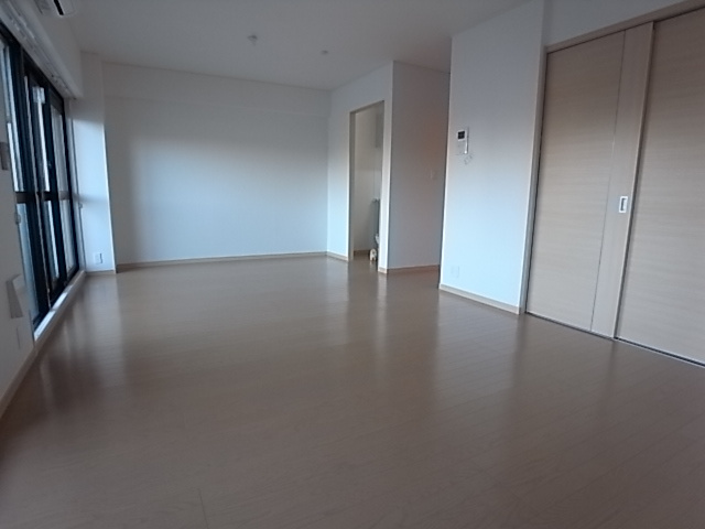 神戸市須磨区妙法寺字大津江の賃貸マンション