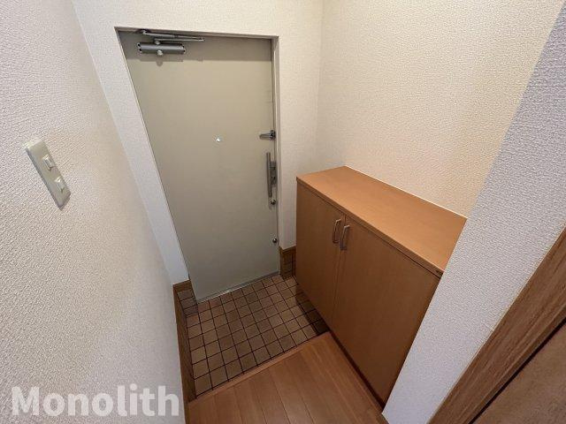 フレーベルハイツの玄関