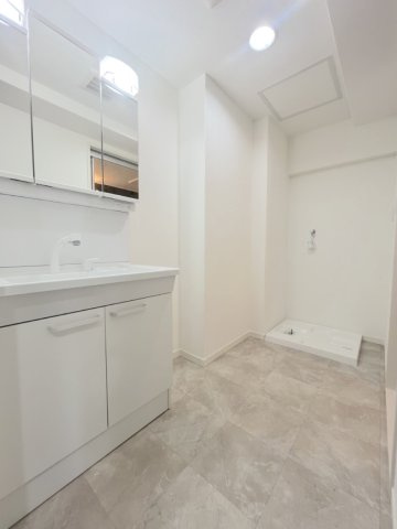 下大利パークマンションの洗面所