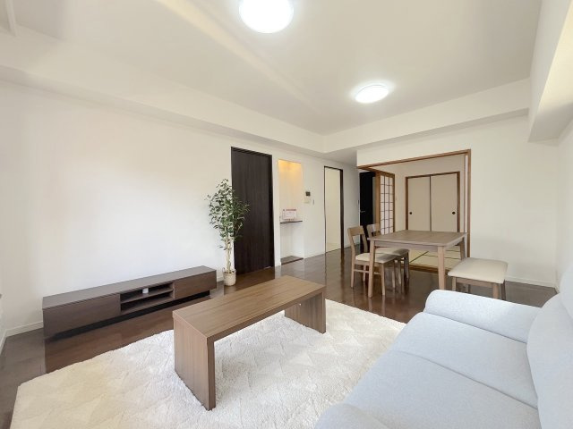 下大利パークマンションの居間・リビング