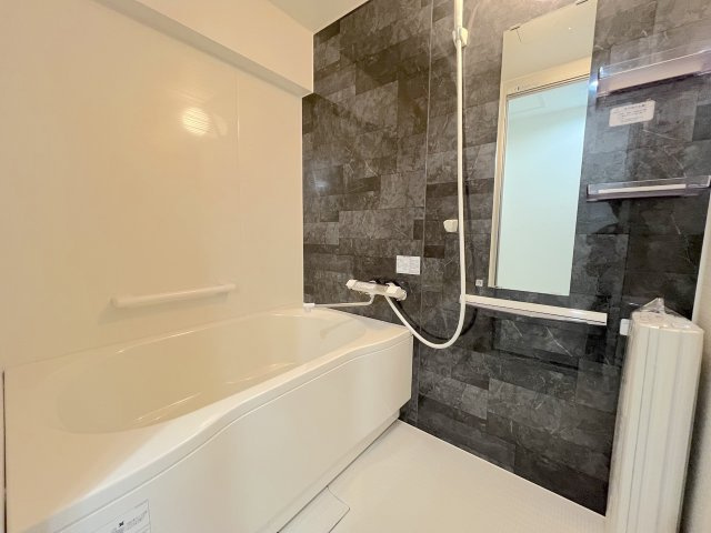 下大利パークマンションの浴室