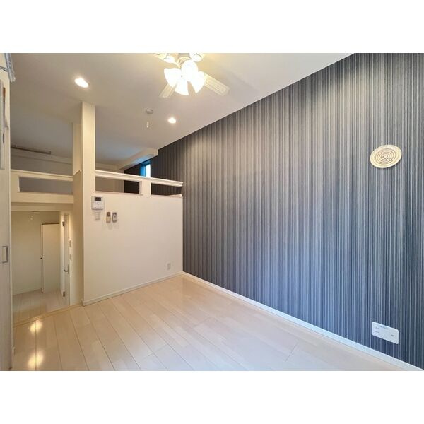 アーバンリュクスの居間・リビング