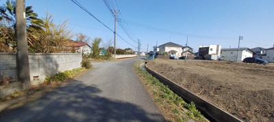 【前面道路含む現地写真】 | 熊谷市小曽根分譲地　750万　土地B