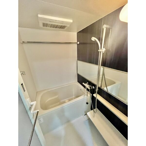 プラチナム　名古屋市賃貸　仲介手数料無料の浴室