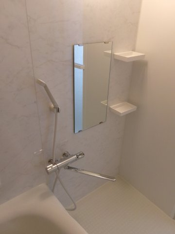 第1神栄ビルの浴室