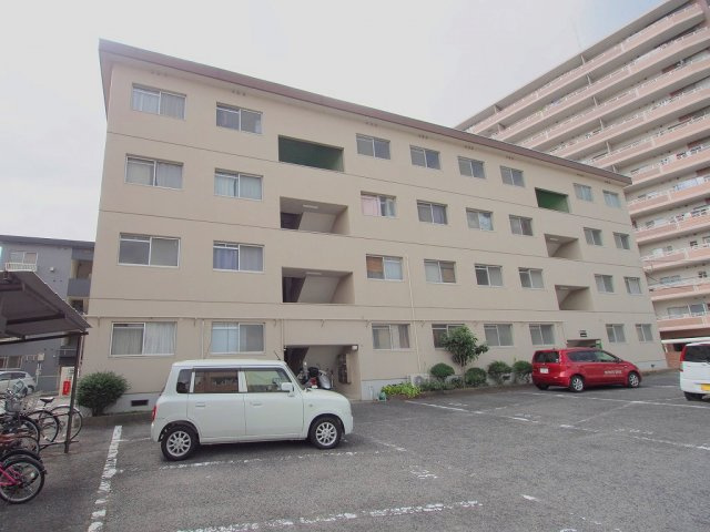 御堂マンションの外観