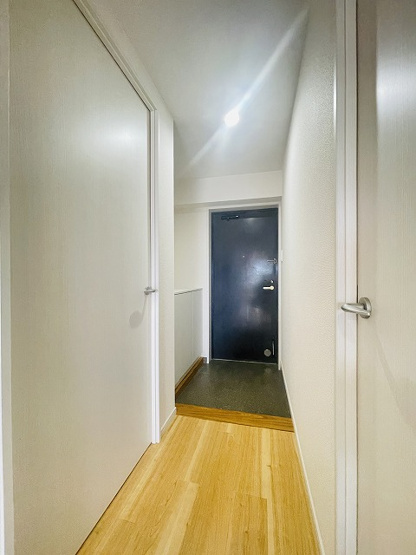 【玄関】 | ロマネスク春日弥生