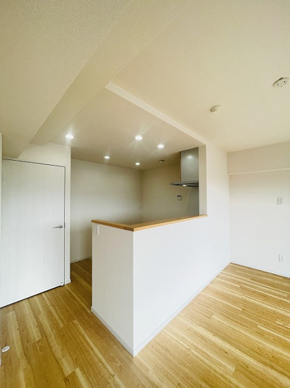 【キッチン】 | ロマネスク春日弥生