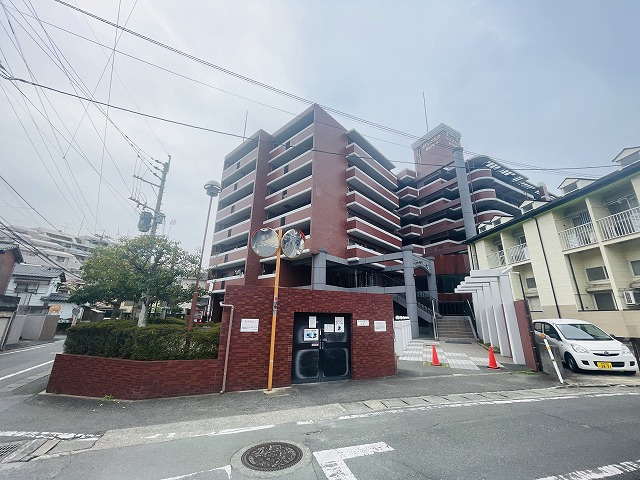 【外観】 | ロマネスク春日弥生