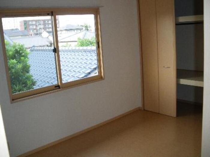 マルクイーン C棟の洋室|C207 洋室