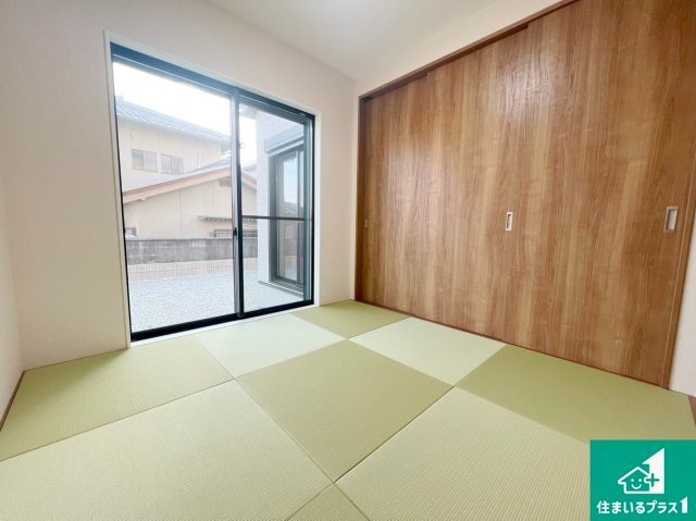 大津市中庄　未入居の和室|一室あると便利な和室は客間としてだけでなく、小さなお子様のプレイルームや食後のくつろぎスペースとしてもご利用いただけます。収納もついていますので大活躍間違いなし！