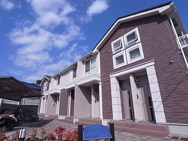 神戸市須磨区妙法寺字池ノ中のアパートの外観