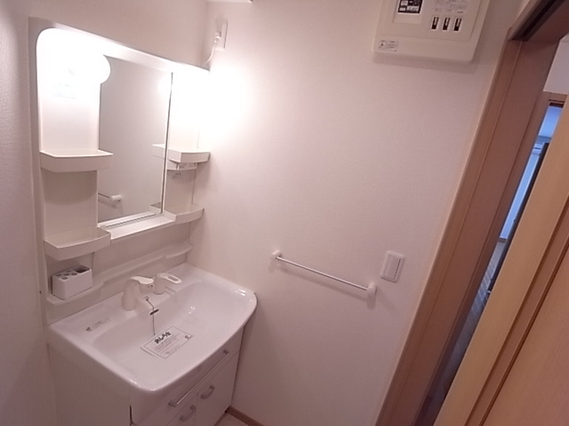 神戸市須磨区妙法寺字池ノ中のアパートの洗面所|シャンプードレッサー