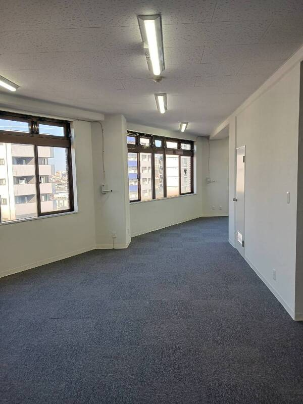 日興池袋ビル（旧 トウセン池袋ビル）の内装