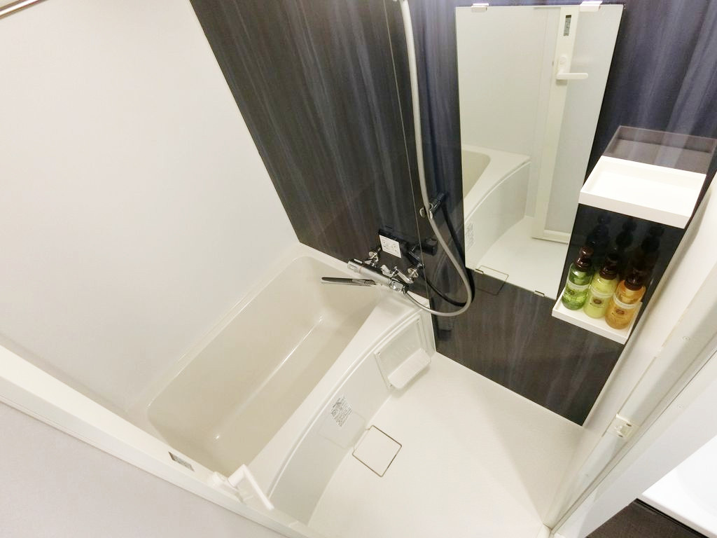 ジェノヴィア上野Ⅲスカイガーデンの内装|明るい色調の室内です