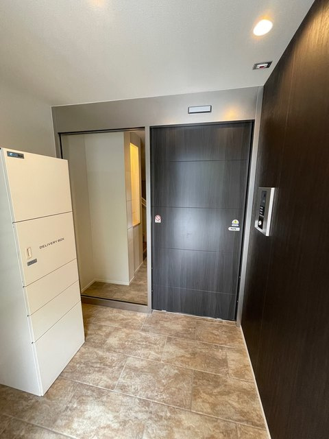 Kanon ２ Yoyogiueharaのエントランス|オートロック付きのエントランス