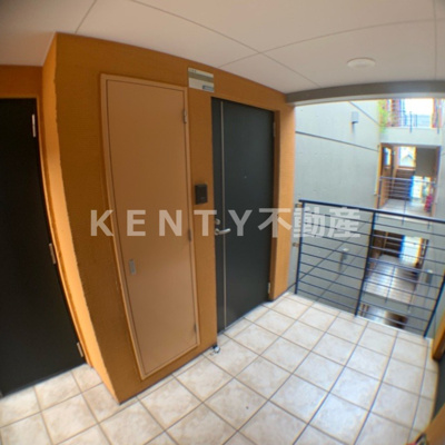 【その他共用部分】 | ＭＯＤＵＬＯＲ池上 | 明るい玄関です