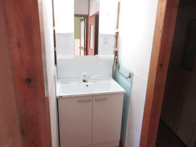 【独立洗面台】