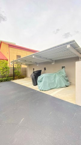 ディアエスタミオ西岡本の駐車場|バイク置場