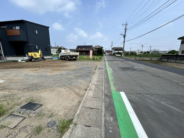 新築　高崎市上佐野町4期　2号棟の前面道路含む現地写真|現地写真　東側接道幅員約7.5ｍ