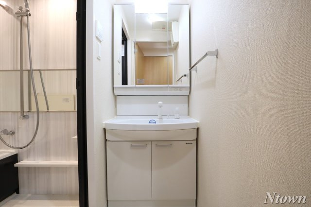 【独立洗面台】 | ノヴェル新栄 | 独立洗面台あり、毎朝おしゃれに忙しい女性の方におすすめです