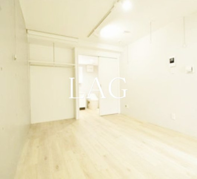 【居間・リビング】 | アンベリール御徒町 | 洋室です。