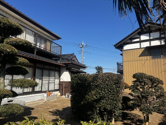 【庭】 | 坂東市大口　中古戸建 | 敷地広々230坪！！広ーいお庭で家庭菜園なども実現できちゃいますね(*^^)v