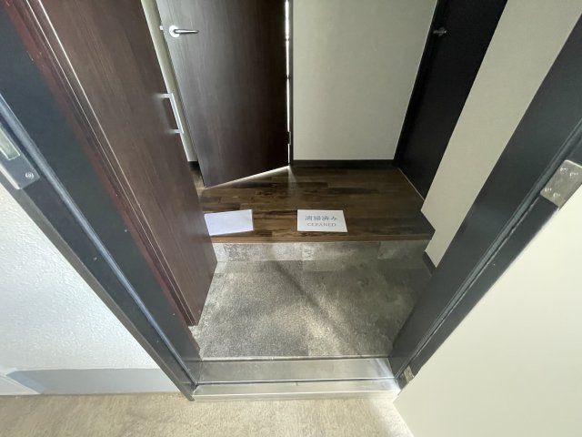 エヴァンスⅡの玄関