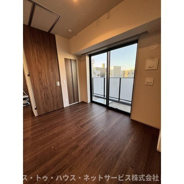 ザ・パークハウス松戸本町の洋室