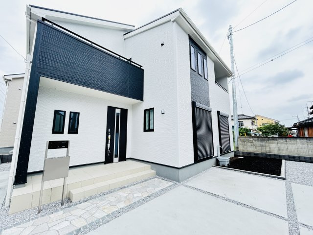新築　高崎市上小塙町第1　Livele Garden.S　3号棟の外観|現地写真　2025年6月完成予定！類似物件のご内覧等、お気軽にお問合せください♪　							
