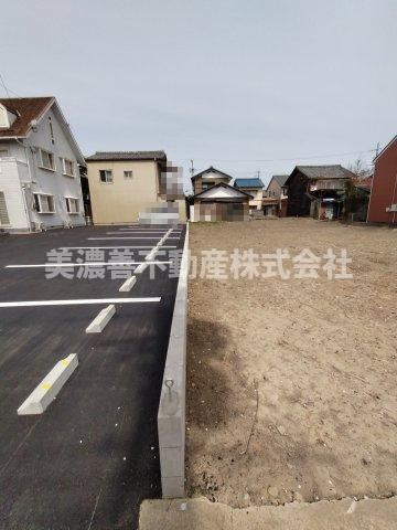 ６５１２７　岐阜市近島４丁目土地の外観|西側境界付近