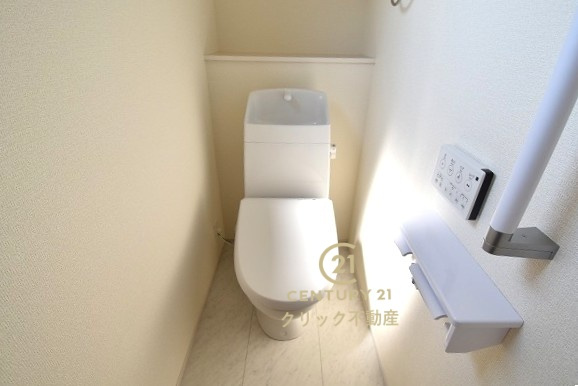 リーブルガーデン  笠間市笠間　第10　1のトイレ|１階と２階、２ヶ所に清潔なトイレ。
毎日使う空間と機能だから、いつまでも清潔なスペースであってほしいのがトイレです。