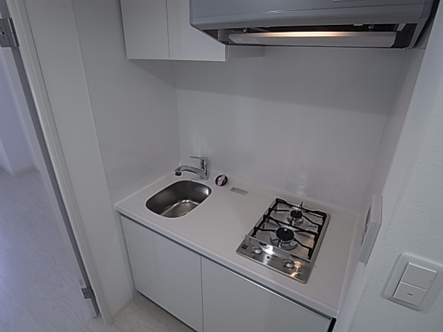 神戸市長田区菅原通５丁目の賃貸マンションのキッチン|システムキッチン（ガス２口）