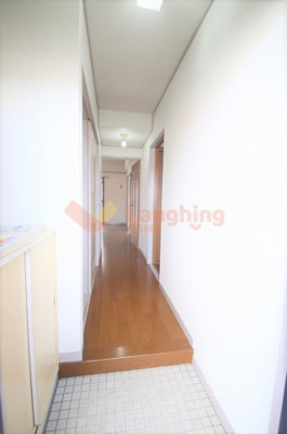 【玄関】 | ウイングビル | きれいな玄関です