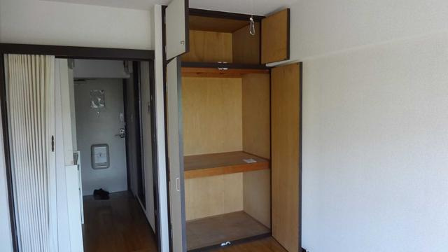 アメニティ高坂の収納