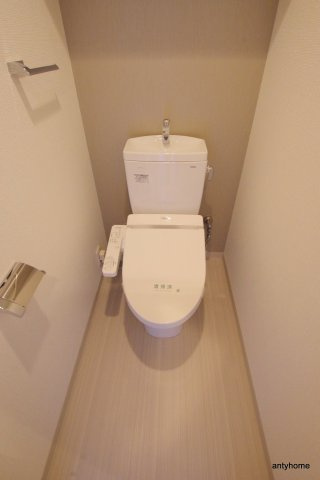 S-RESIDENCE新大阪駅前　仲介手数料無料のトイレ