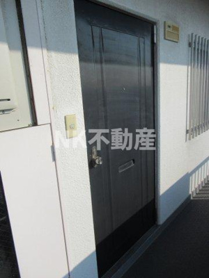 【玄関】 | 第2東大阪村橋マンション（瓢箪山賃貸） | 落ち着いた玄関です