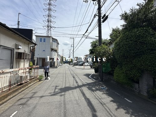 【前面道路含む現地写真】 | 【仲介手数料０円】相模原市中央区小山2丁目　中古一戸建て | 相模原市中央区小山2丁目　中古一戸建て