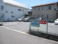 秋篠三和町Yモータープールの画像