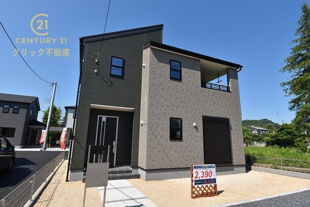 リーブルガーデン  笠間市笠間　第10　2の外観|笠間駅徒歩12分。笠間小徒歩9分、笠間中徒歩11分。
閑静な住宅地。周辺施設充実で生活利便性◎
並列駐車可能、南側道路で日当たり良好！