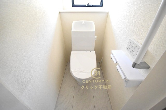 リーブルガーデン  笠間市笠間　第10　2のトイレ|１階と２階、２ヶ所に清潔なトイレ。
毎日使う空間と機能だから、いつまでも清潔なスペースであってほしいのがトイレです。