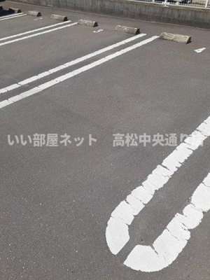 【駐車場】 | シャンドラ