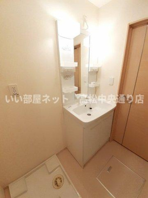 【洗面所】 | シャンドラ