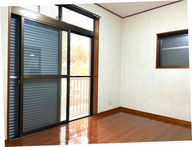 赤羽ハイツの洋室