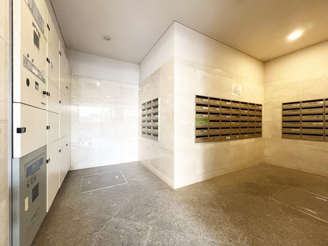 【設備】 | メールボックスもスタイリッシュです。どんな表札をつけようか楽しみが広がります。