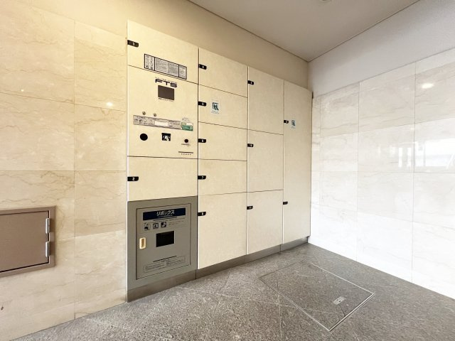 【設備】 | 宅配ボックス付きで不在時のお荷物も受け取れます。