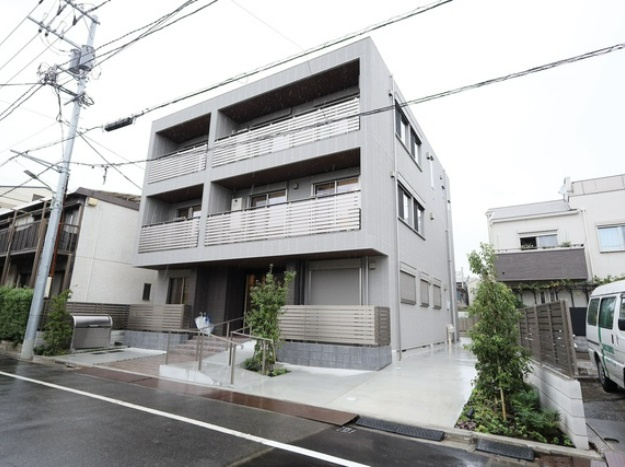 三光館の外観