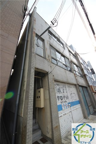 シャンブル魚住駅前の外観