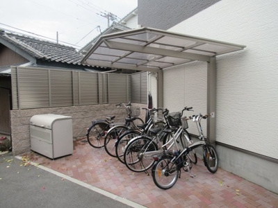 【その他共用部分】 | ALEGRIA東大阪（アレグリアヒガシオオサカ） | 駐輪場です